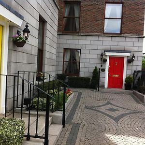 The Leeson Lodge